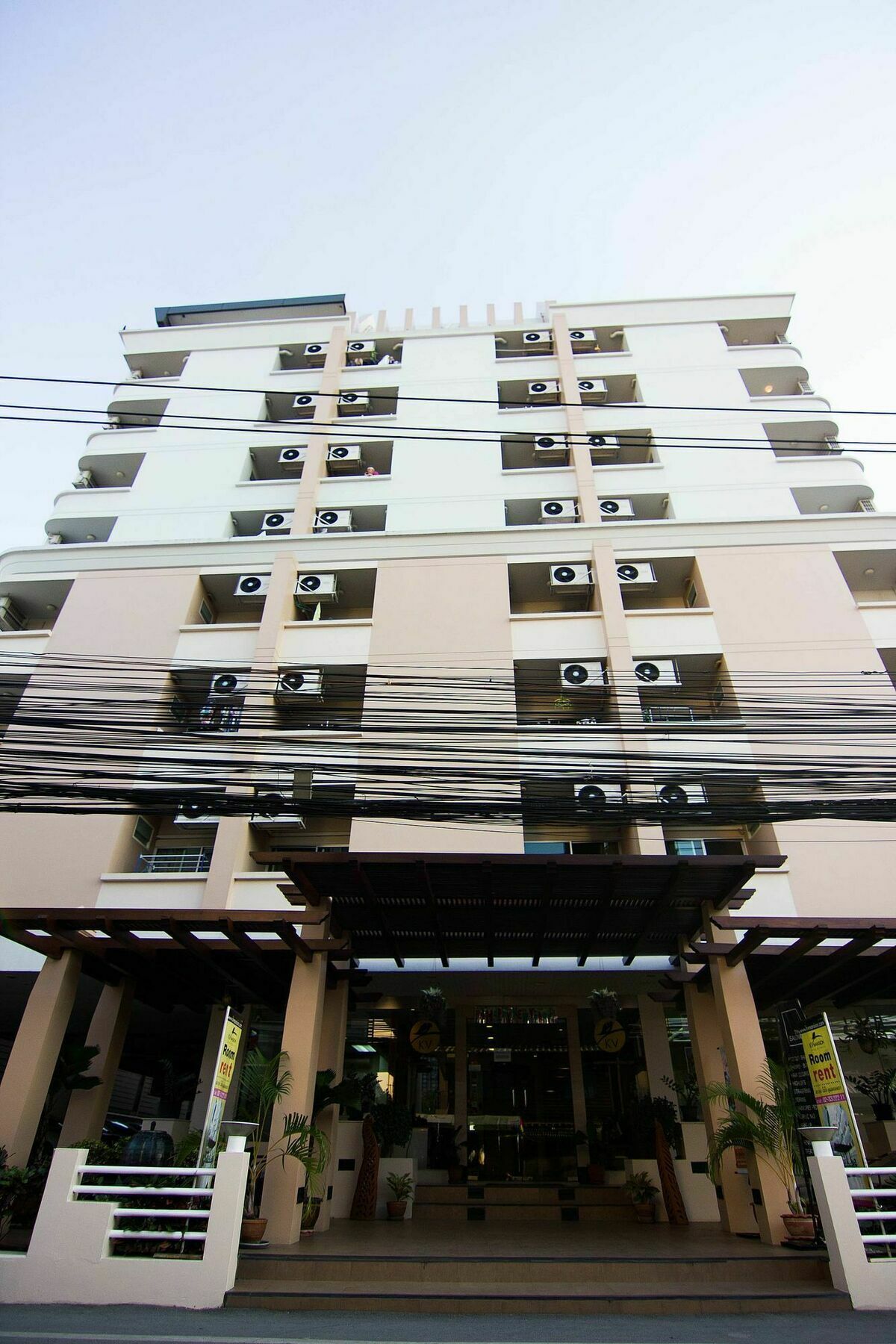 בנגקוק Zen Rooms Sukhumvit 81 מראה חיצוני תמונה