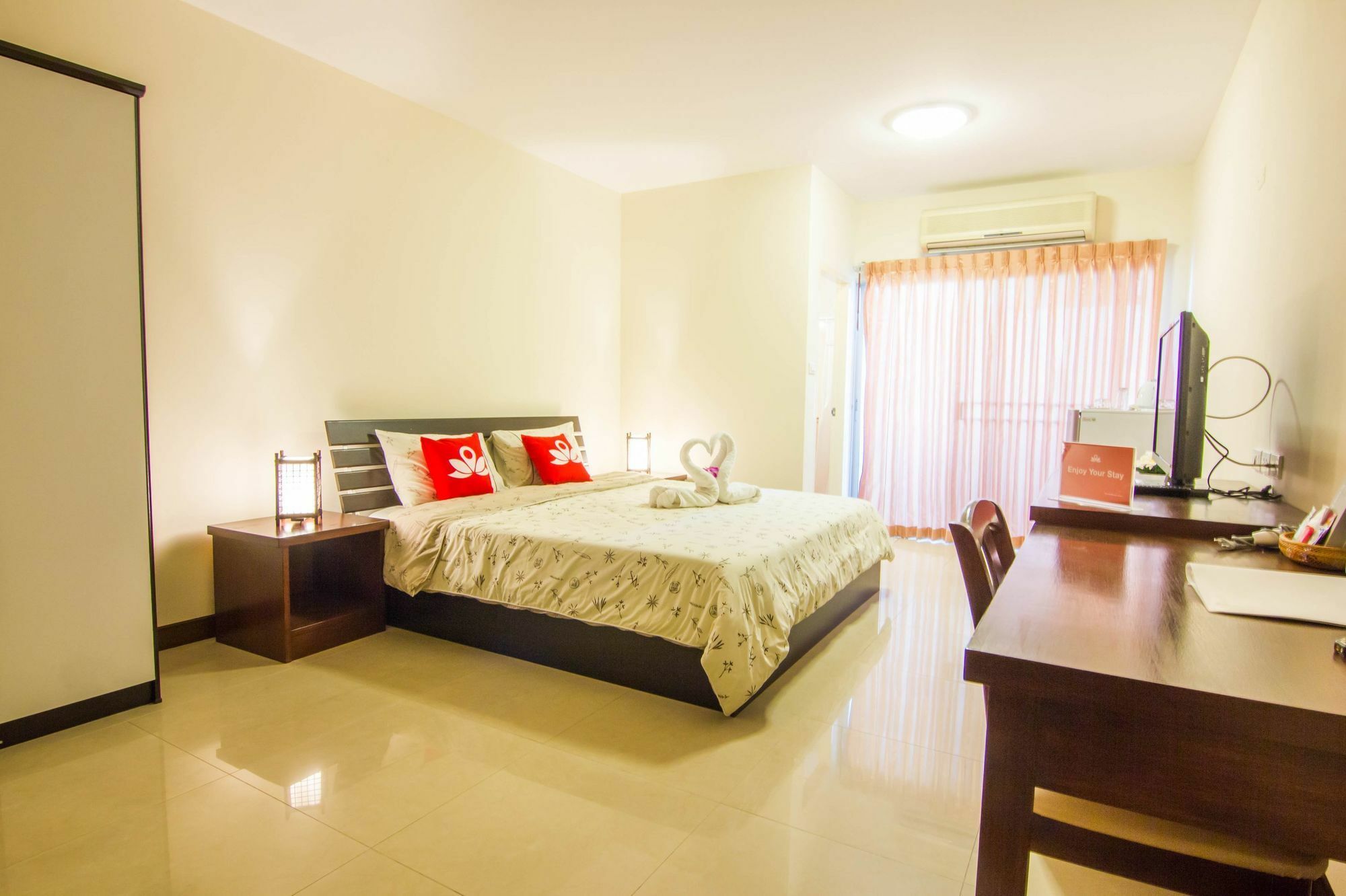 בנגקוק Zen Rooms Sukhumvit 81 מראה חיצוני תמונה